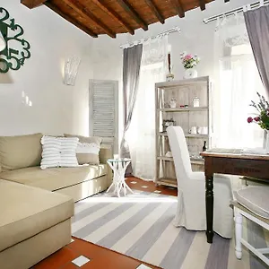 gina-guest-house.it-tuscanyhotel.com/